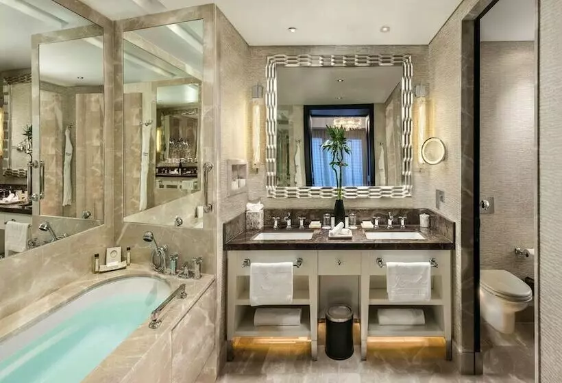 اتاق لوکس, Kempinski Hotel Mall Of The Emirates, Dubai