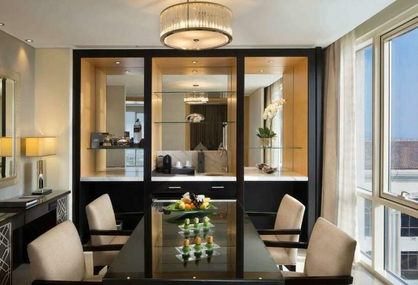 سوییت, Kempinski Hotel Mall Of The Emirates, Dubai