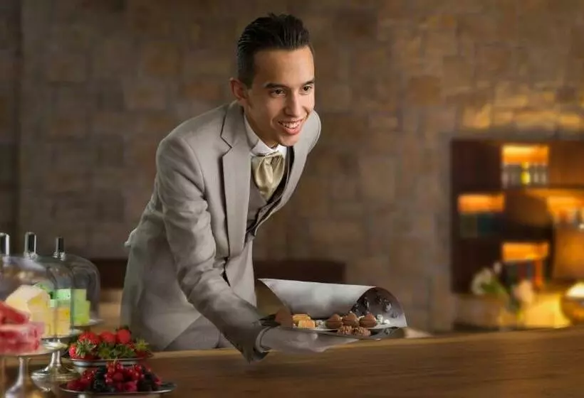 سوییت, Kempinski Hotel Mall Of The Emirates, Dubai