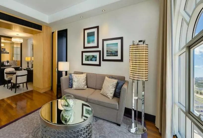 اتاق اجرایی, Kempinski Hotel Mall Of The Emirates, Dubai