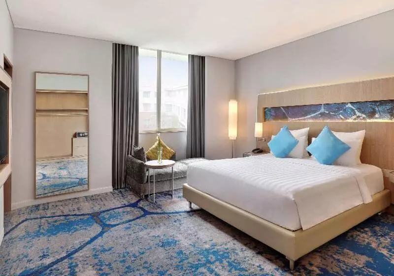 سوییت لوکس, Novotel Jakarta Mangga Dua Square