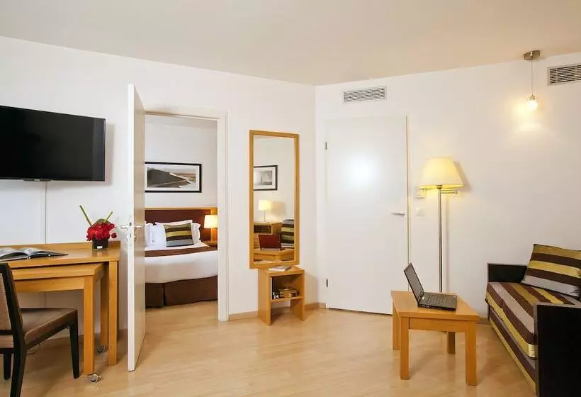 آپارتمان 1 خوابه, Residhome Paris Massy