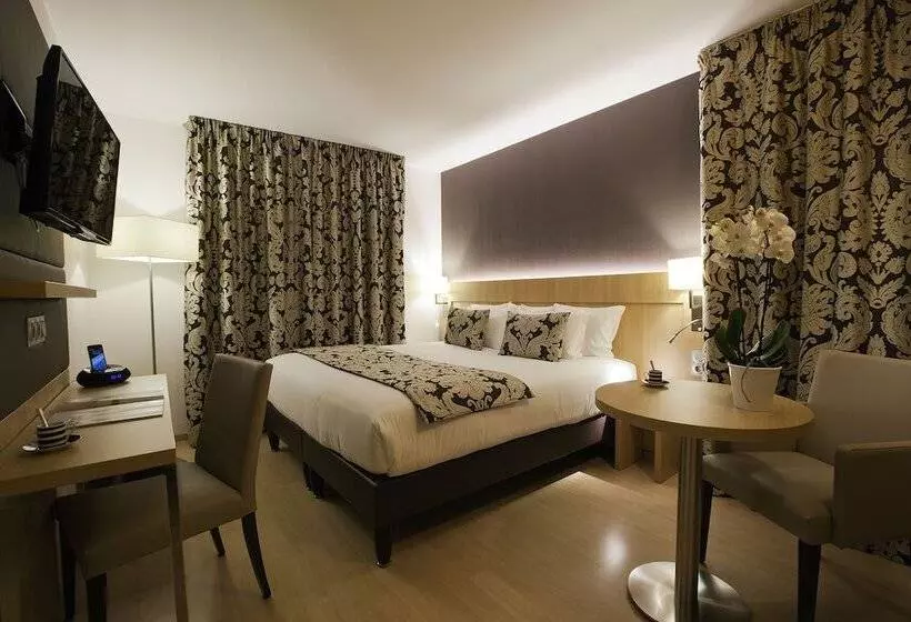 استودیو اجرایی, Residhome Paris Massy