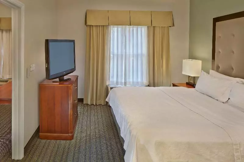 استودیوی استاندارد, Residhome Paris Massy