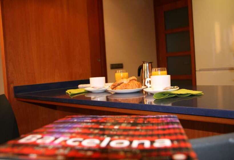 آپارتمان 2 خوابه, Apartaments Independencia