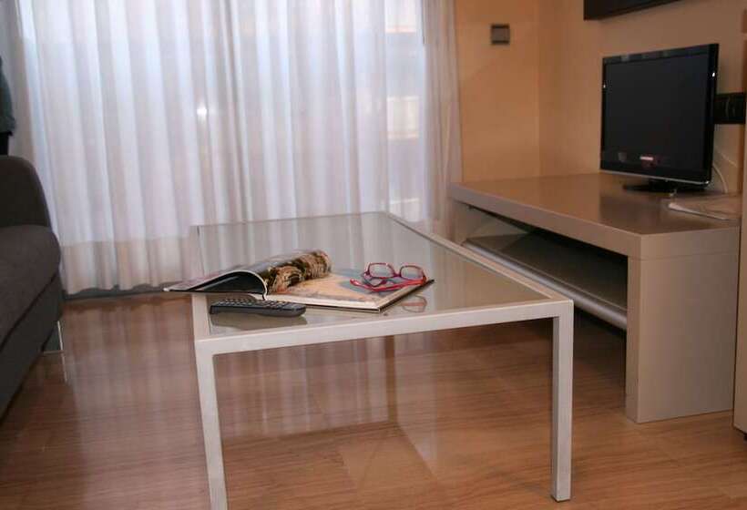 آپارتمان 2 خوابه, Apartaments Independencia