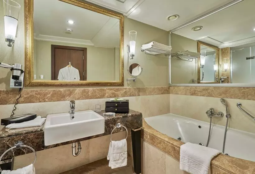 سوییت, Calista Luxury Resort