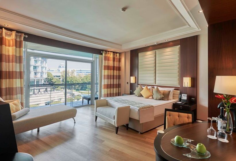 سوییت, Calista Luxury Resort
