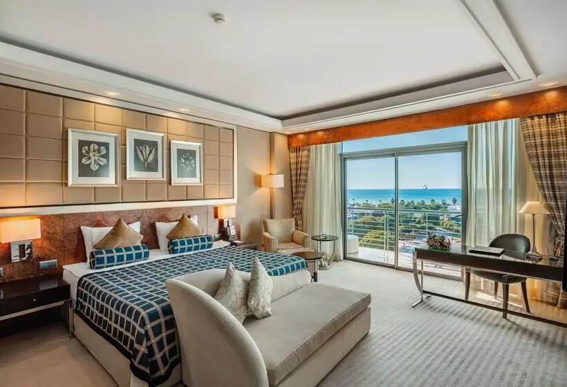 سوئیت پرزیدنت, Calista Luxury Resort