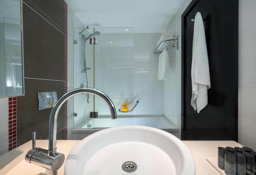 חדר סטנדרט נוף לים עם טרסה, By14 Tlv