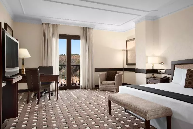 اتاق استاندارد سه نفره, Eurostars Palacio Buenavista