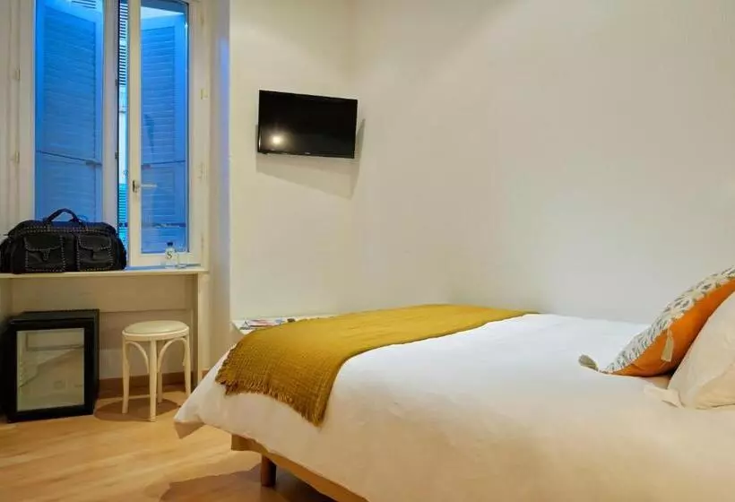 اتاق استاندارد یک نفره, Hôtel Du Golfe
