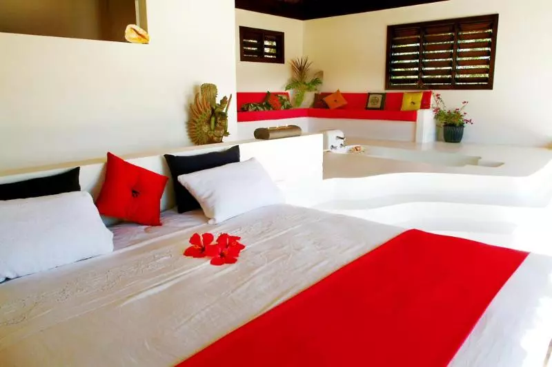 سوییت جونیور با چشم‌انداز دریا, Kn Hotel Arenas Del Mar Adults Only