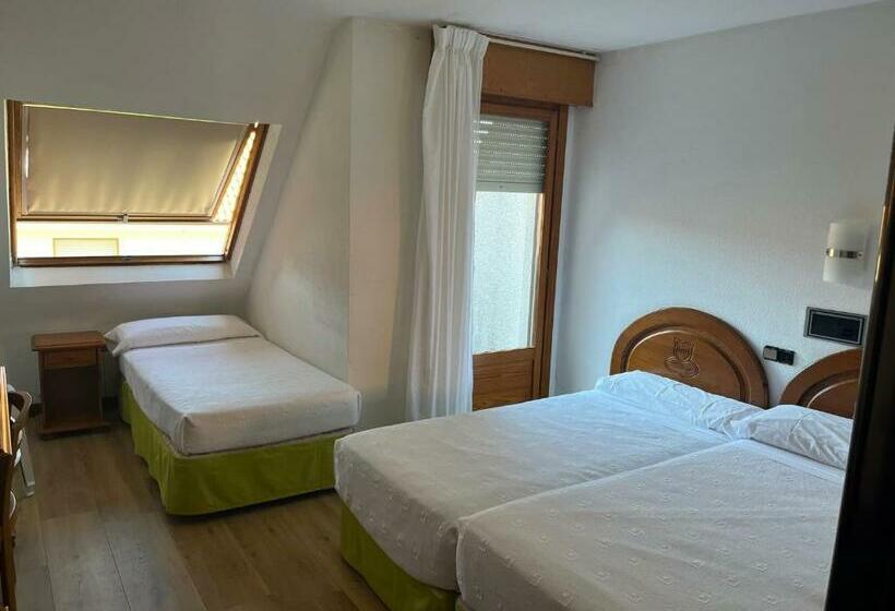 标准间, Pelayo Isla