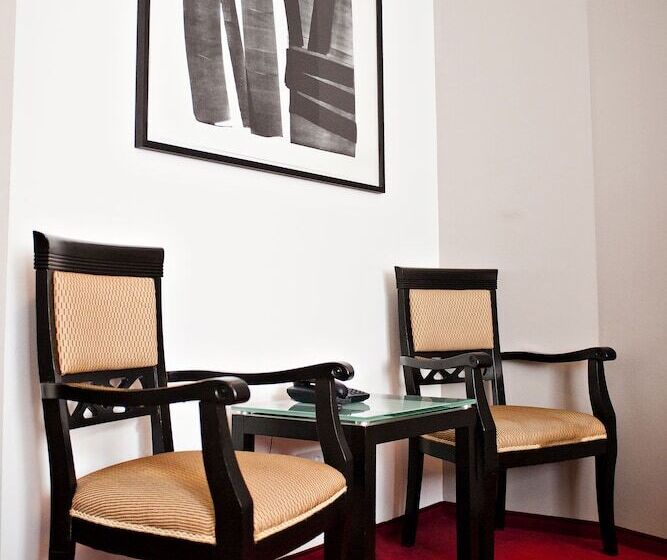 اتاق سوپریور, Homaris Corner
