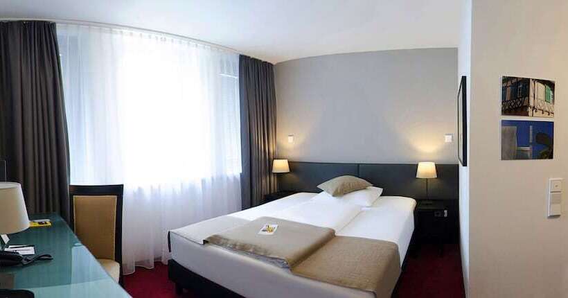 컴포트 싱글 룸, Homaris Corner