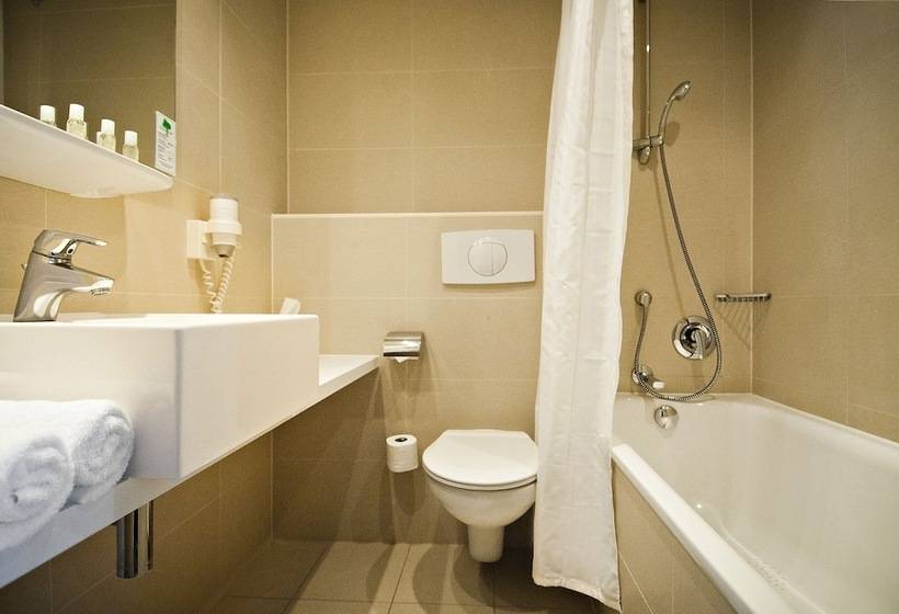 高级大房间, Homaris Corner