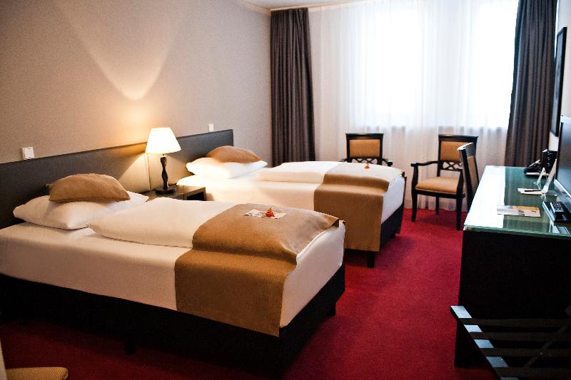 컴포트 트리플 룸, Homaris Corner