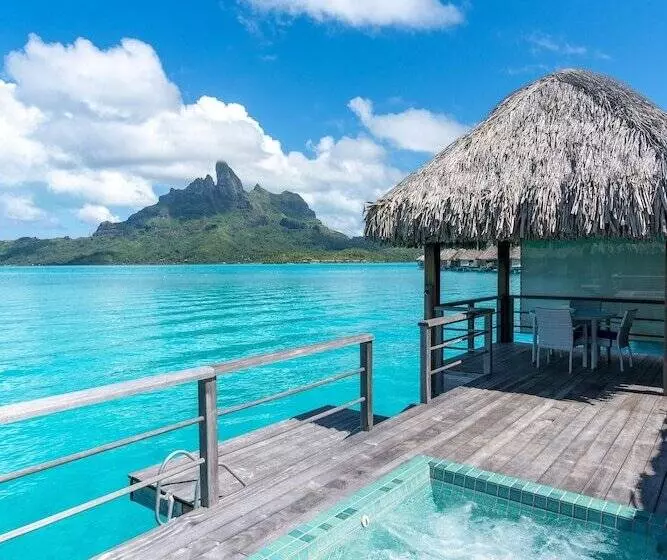 １ベッドルームのプレミアムビラ, The St. Regis Bora Bora Resort