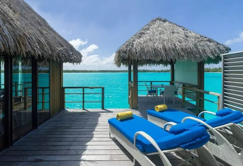 スーペリアー１ベッドルームビラ, The St. Regis Bora Bora Resort