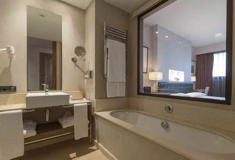 Standard Kolmen Hengen Huone, Urh Hotel Spa Zen Balagares
