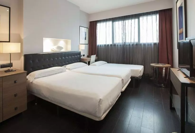 Standard Kolmen Hengen Huone, Urh Hotel Spa Zen Balagares