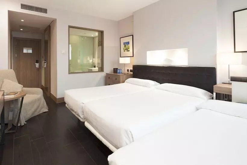 Standard Kolmen Hengen Huone, Urh Hotel Spa Zen Balagares