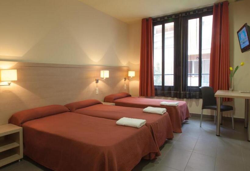 اتاق استاندارد چهار تخته, Residència Erasmus Gracia