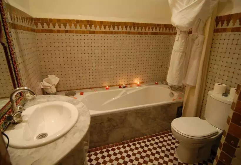 スイート, Riad Ghita