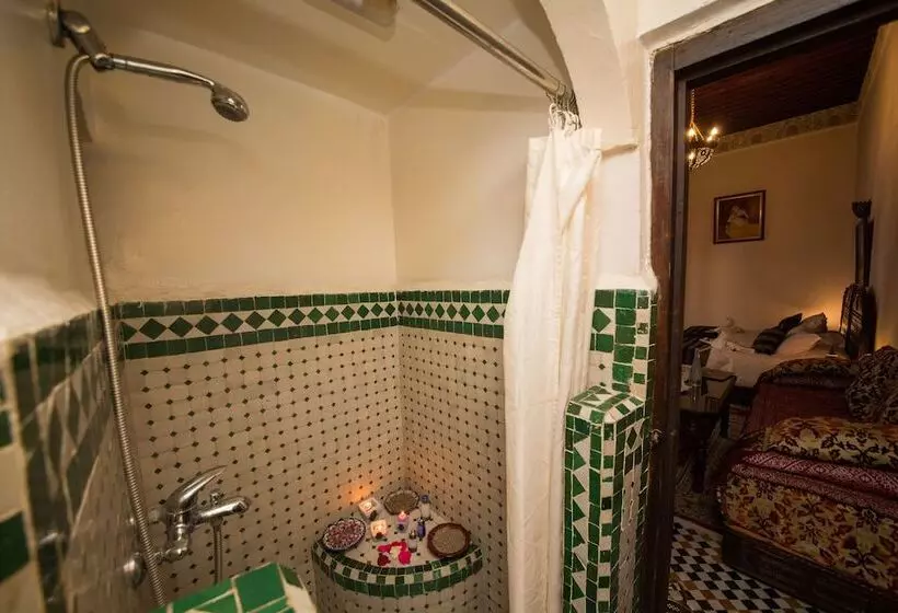 スイート, Riad Ghita