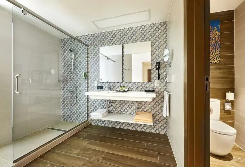 سوییت جونیور, Hotel Riu Atoll - All Inclusive