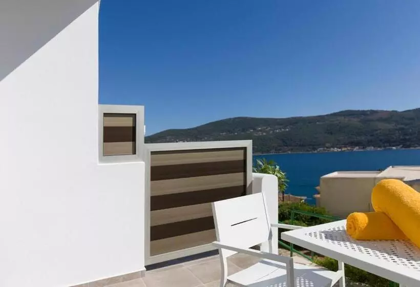 استودیوی استاندارد با چشم‌انداز دریا, Anthemis Hotel Apartments