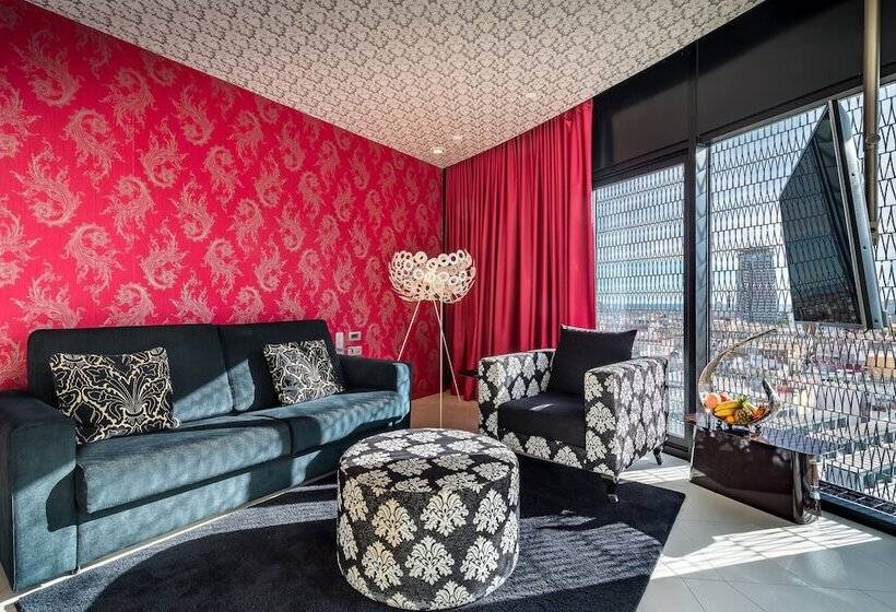 Полулюкс, Barcelo Raval