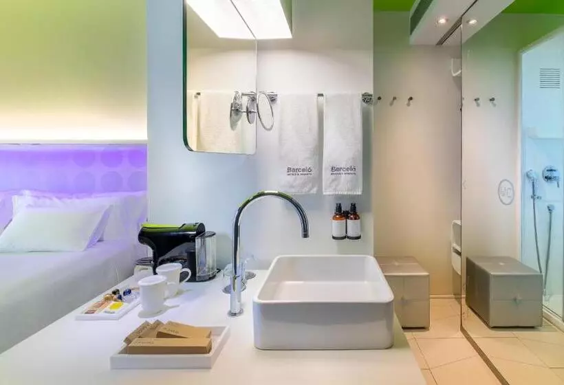 اتاق سوپریور سه تخته, Barceló Raval