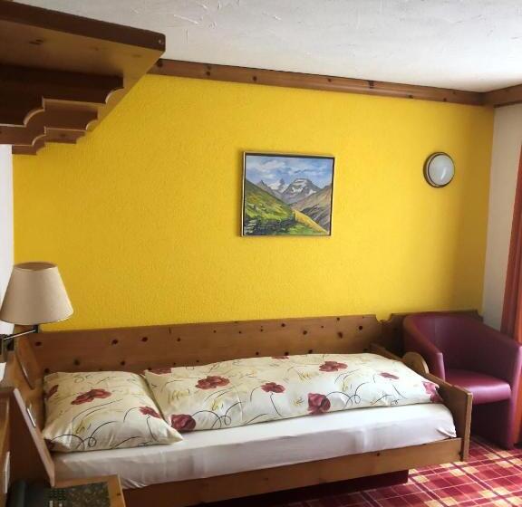 Standard Einzelzimmer mit Balkon, Christiania Saas Fee