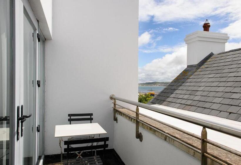 Номер Стандарт Трехместный, Cliffs Of Moher