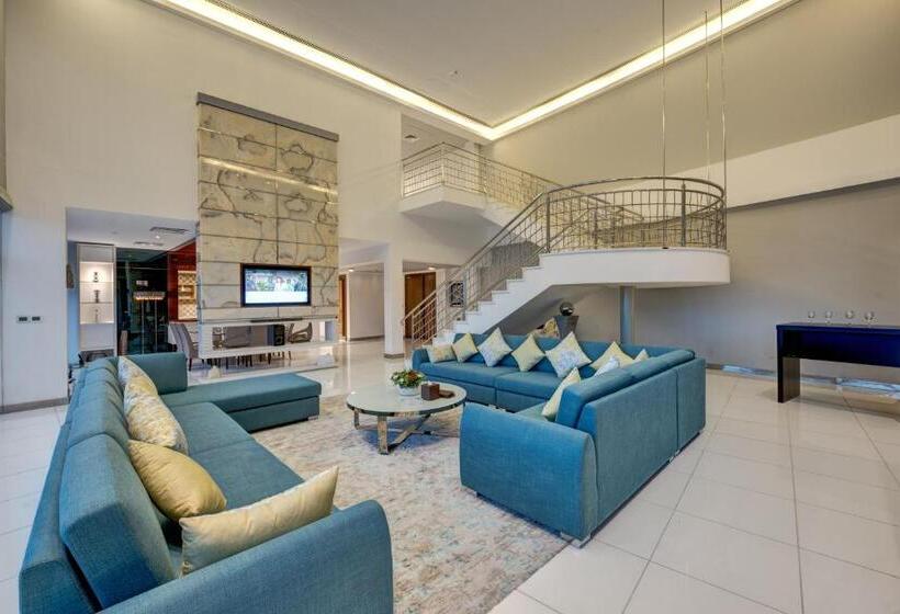 سوییت دوبلکس, Copthorne Hotel Dubai