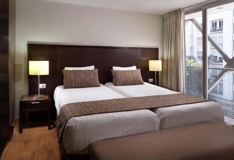 سوییت جونیور, Exe Suites Reforma