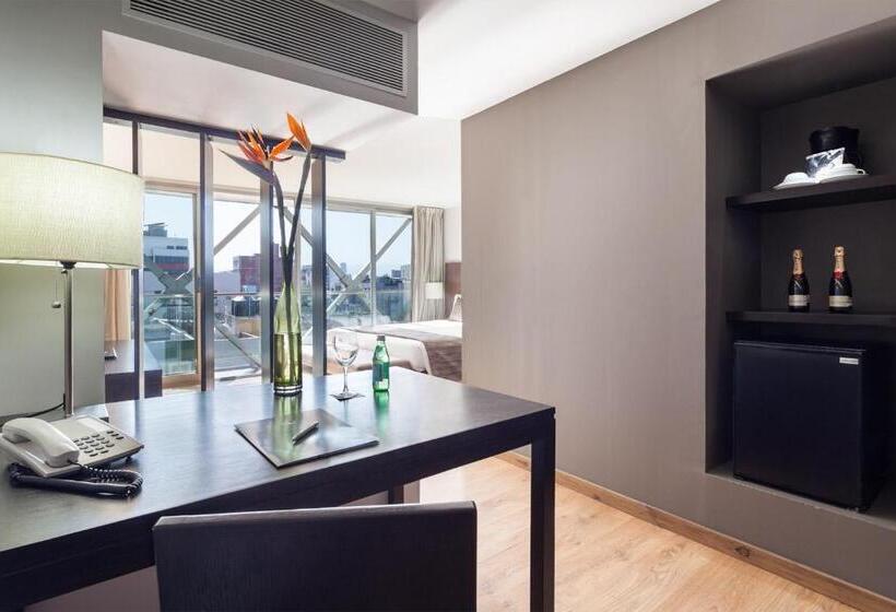 اتاق استاندارد سه نفره, Exe Suites Reforma