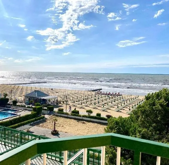 オーシャンビュースタンダードルーム, Florida