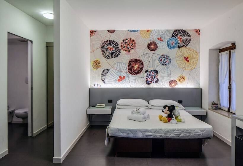 غرفة قياسية ثلاثية, Gattopardo