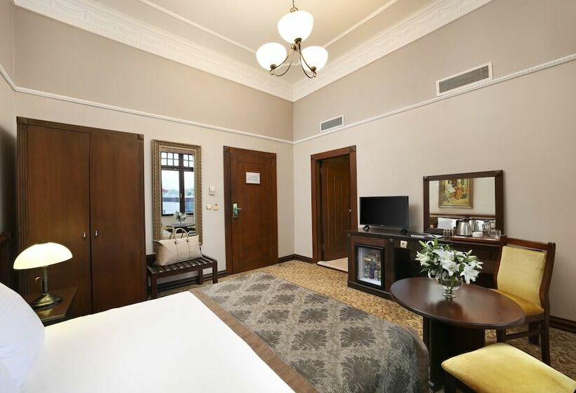 اتاق دلوکس با تخت کینگ و چشمانداز, Legacy Ottoman