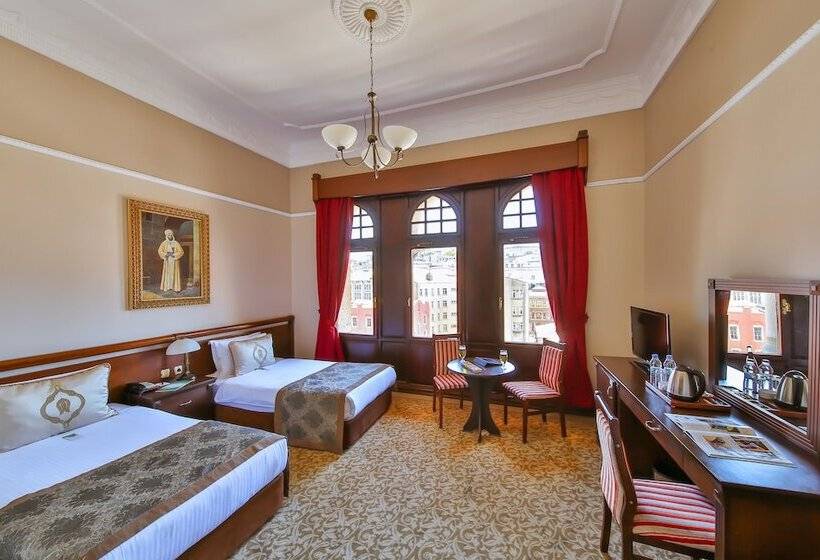 اتاق دلوکس با تخت کینگ و چشمانداز شهر, Legacy Ottoman