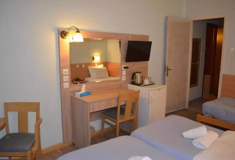 Triple Room Sea View, Rozos