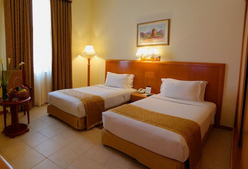 اتاق لوکس با چشمانداز استخر, Sharjah Premiere Hotel & Resort