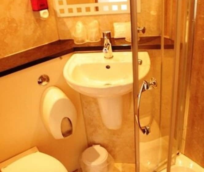 Номер Стандарт, Stay Inn Manchester