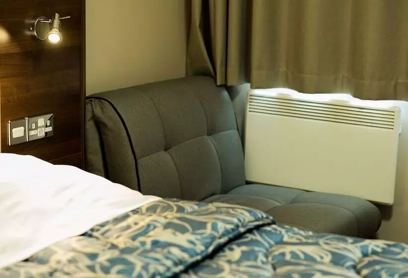اتاق خانوادگی, Stay Inn Manchester