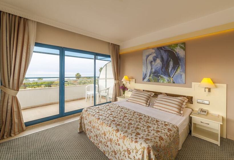 标准间, Sunrise Resort