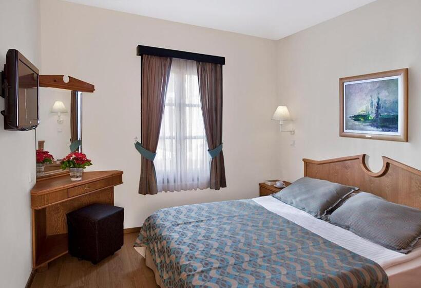 俱乐部房间, Sunrise Resort