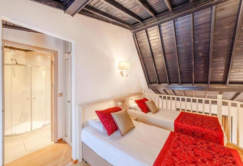 家庭间, Sunrise Resort